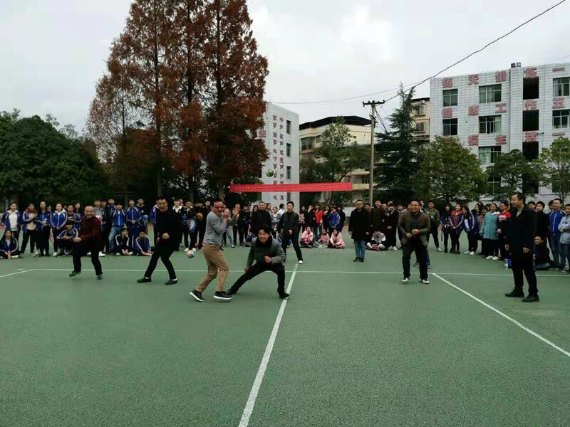營山回龍中學(xué)校園風(fēng)采