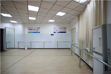 新津為明學(xué)校校園風(fēng)采