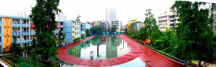 成都石室聯(lián)合中學(xué)地理位置在哪兒？