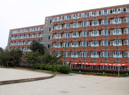 四川師范大學(xué)實(shí)驗(yàn)外國(guó)語(yǔ)學(xué)校2018年特長(zhǎng)生計(jì)劃
