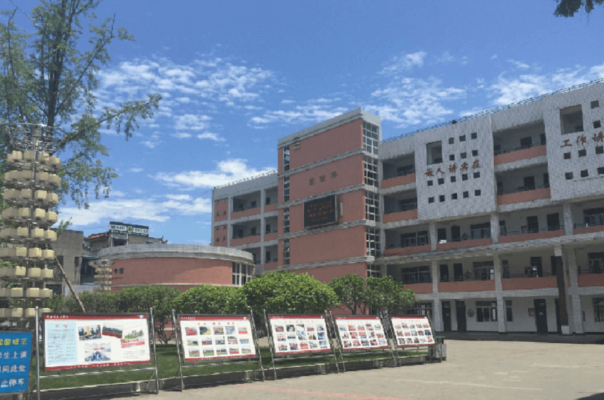 成都市籍田中學(xué)環(huán)境怎么樣？