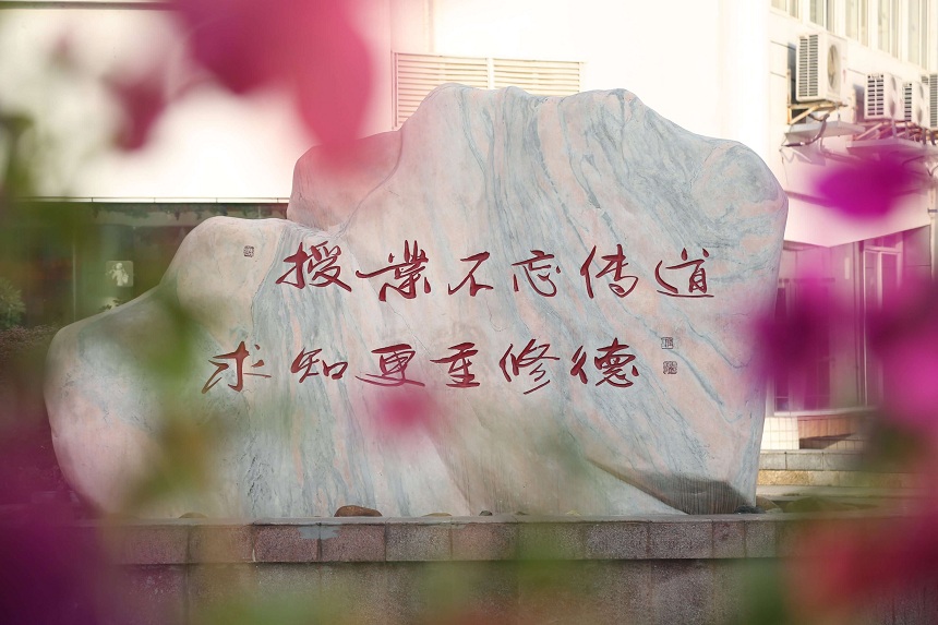 東汽八一中學(xué)近幾年升學(xué)率情況怎么樣？