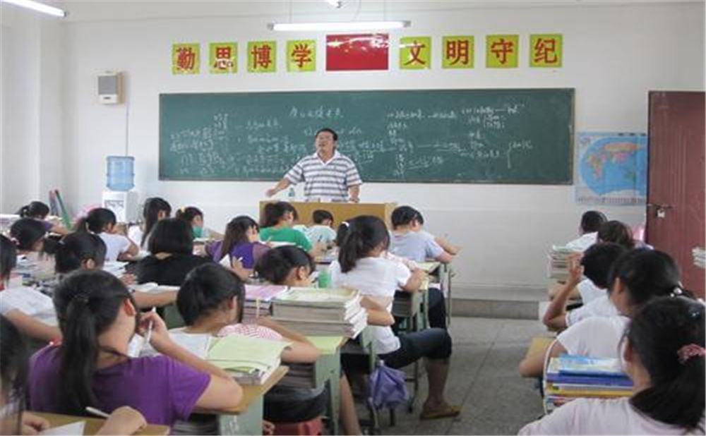 奇章中學(xué)學(xué)校招辦電話是多少？
