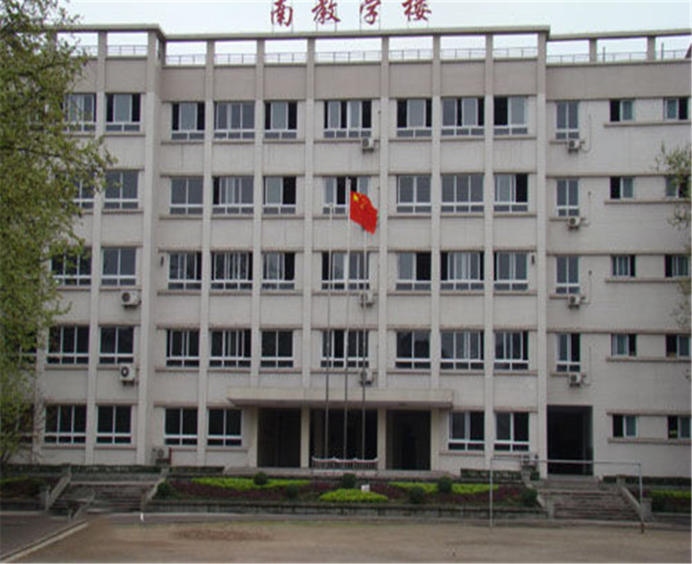 達州鐵路中學(xué)學(xué)校詳細(xì)地址在什么地方？