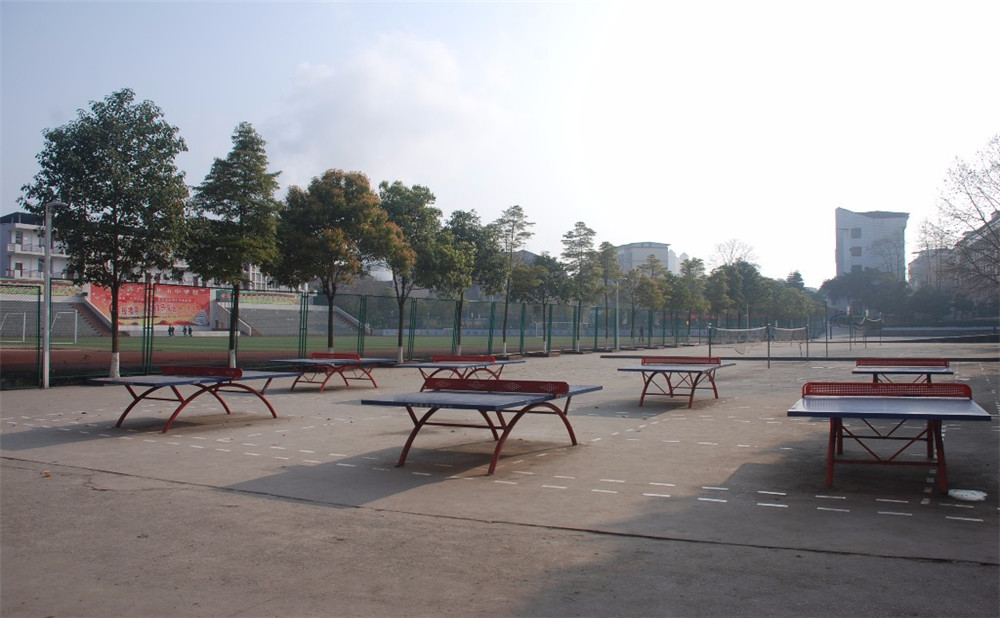 廣安代市中學(xué)的詳細(xì)地址在什么地方？