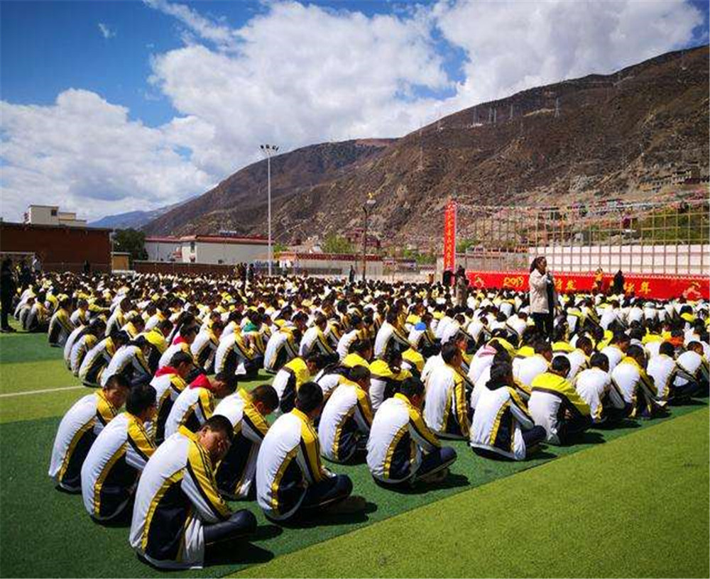 巴塘縣中學2020年招生計劃公布了嗎？