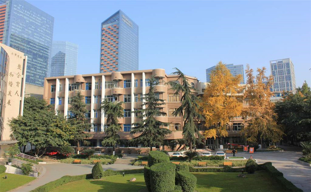 成都市鹽道街中學(xué)2020年招生計劃是多少？