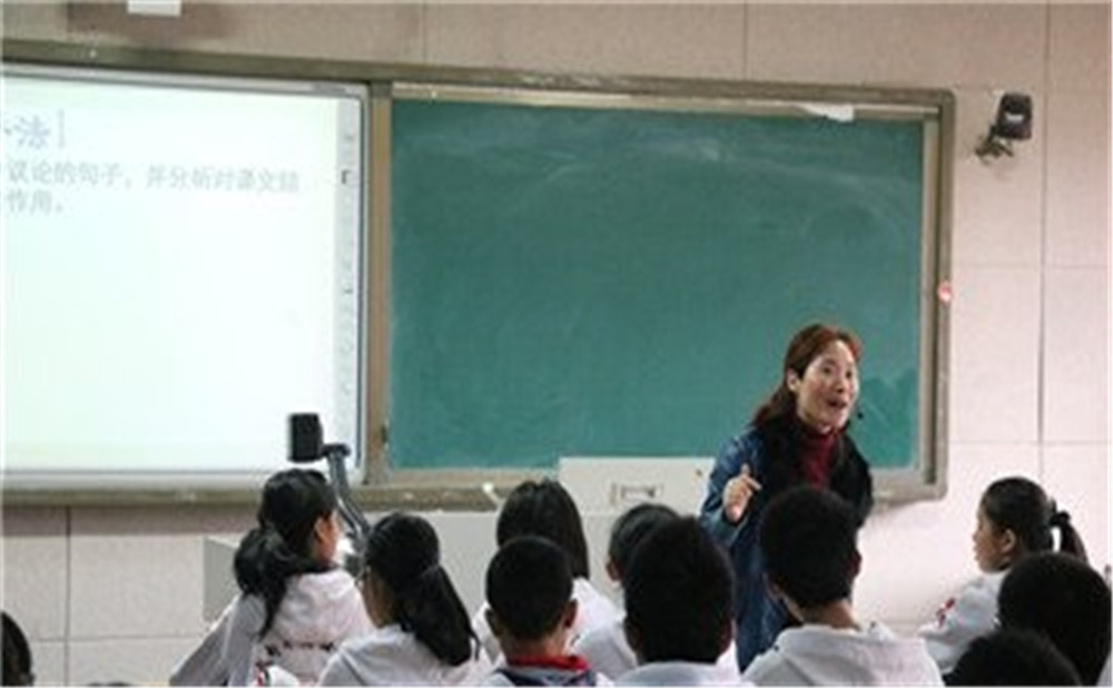 成都實(shí)驗(yàn)中學(xué)去年的錄取分?jǐn)?shù)線是多少？