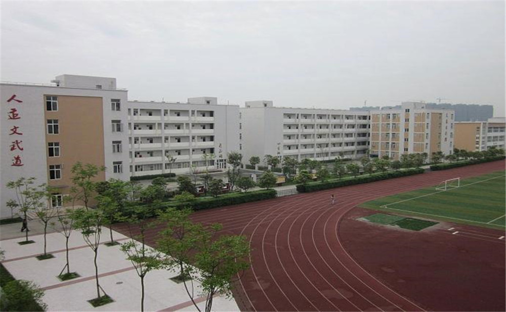 郫縣一中去年的錄取分?jǐn)?shù)線是多少？