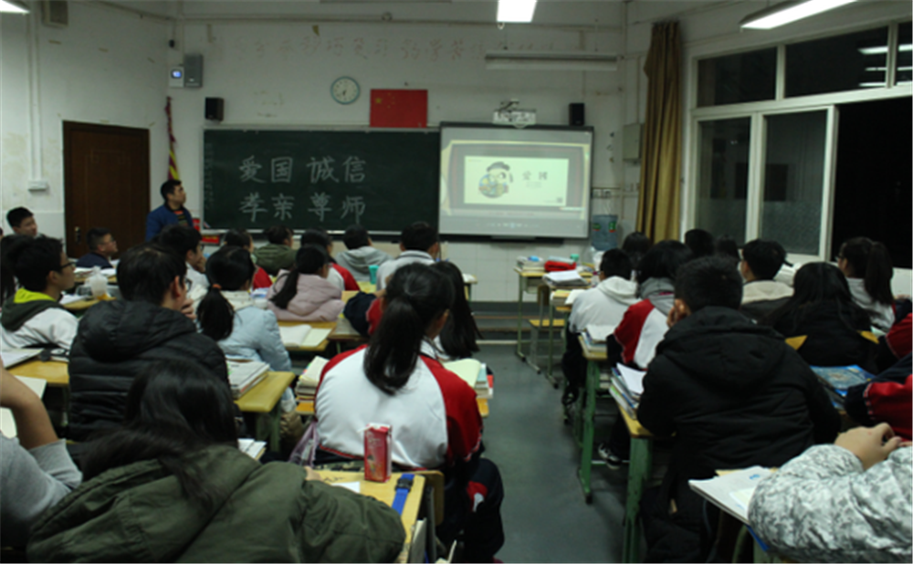 郫縣二中去年的錄取分?jǐn)?shù)線是多少？