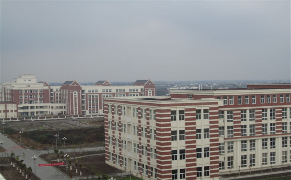 師大三中的去年錄取分?jǐn)?shù)線(xiàn)是多少分？