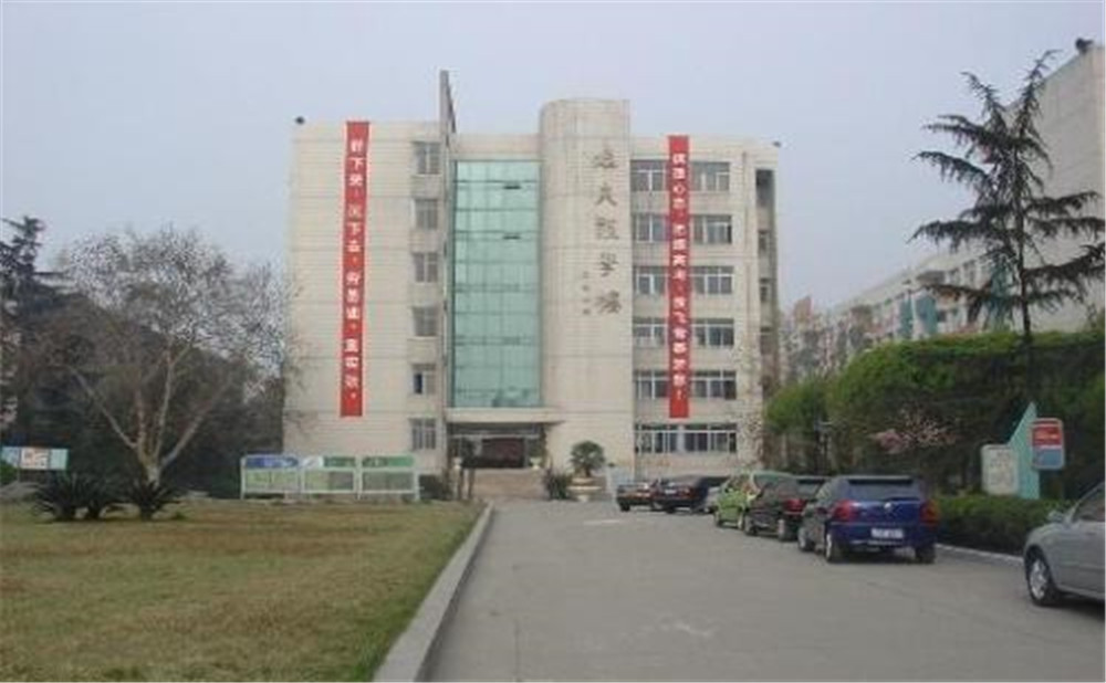 四川師范大學(xué)附屬中學(xué)的升學(xué)率怎么樣？