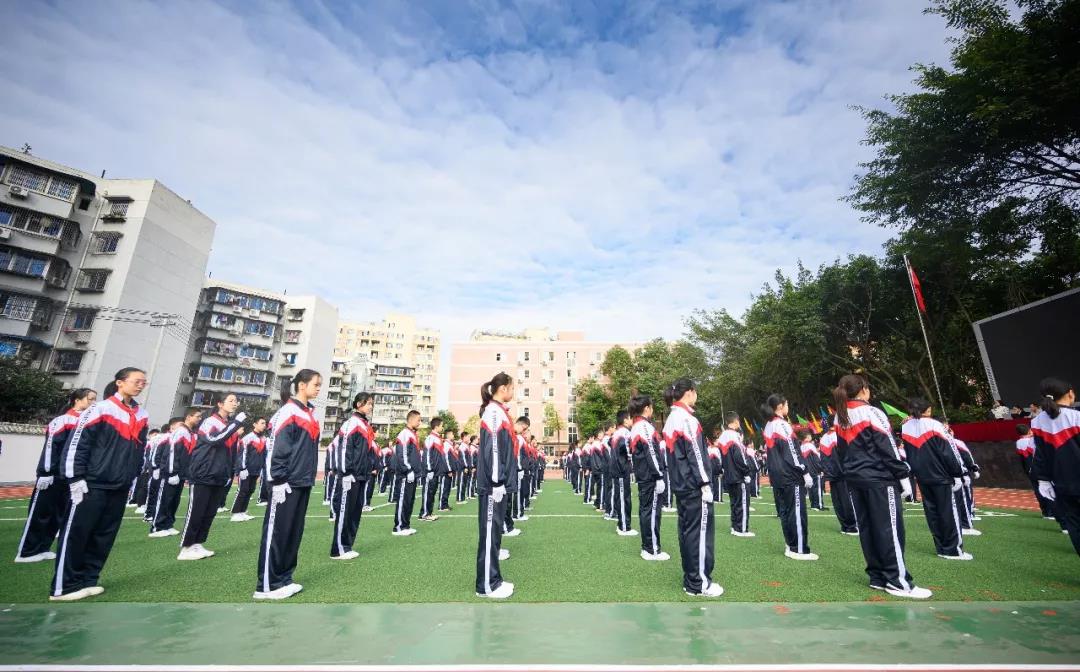 成都西川中學(xué)近三年的錄取分?jǐn)?shù)線是多少？