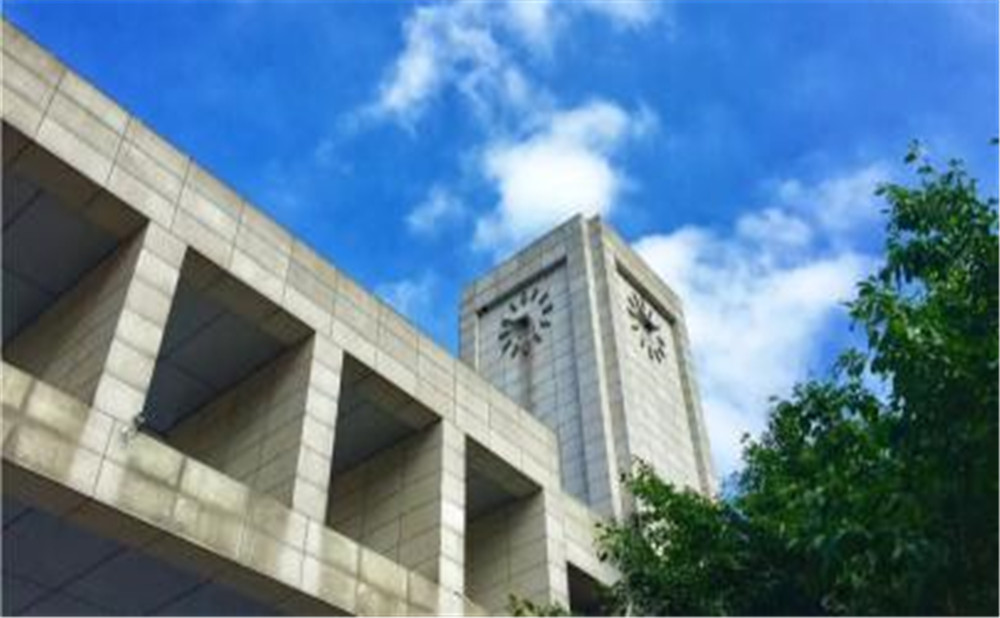 電子科技大學(xué)實(shí)驗(yàn)中學(xué)的高中住宿怎么樣？