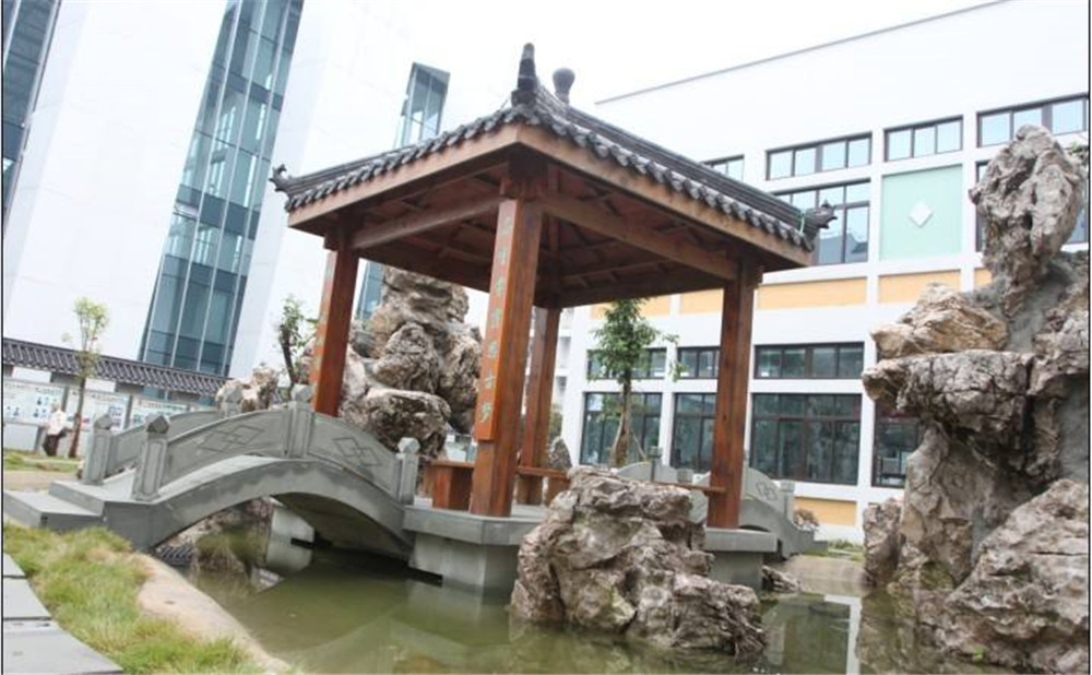 成都石室蜀都中學(xué)近三年錄取分數(shù)線是多少？