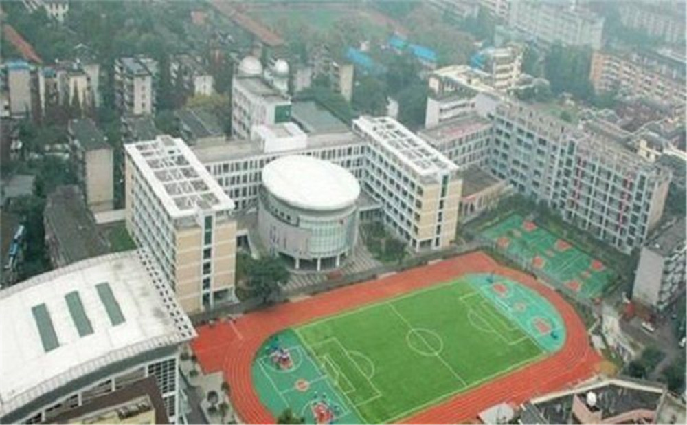 成都十二中（四川大學(xué)附屬中學(xué)）的本科升學(xué)率高不高？