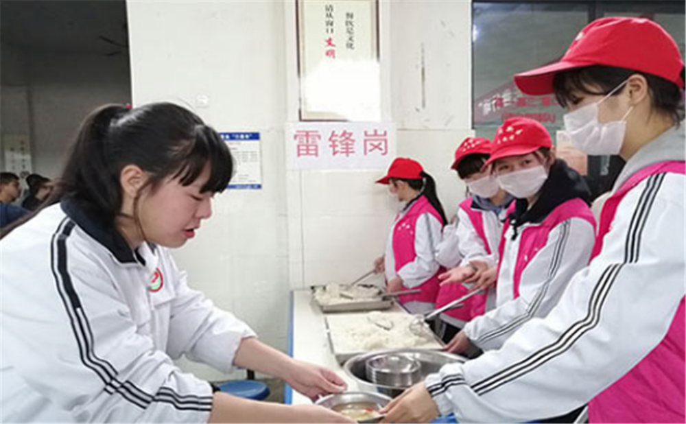 成都市太平中學(xué)的錄取分?jǐn)?shù)是多少？