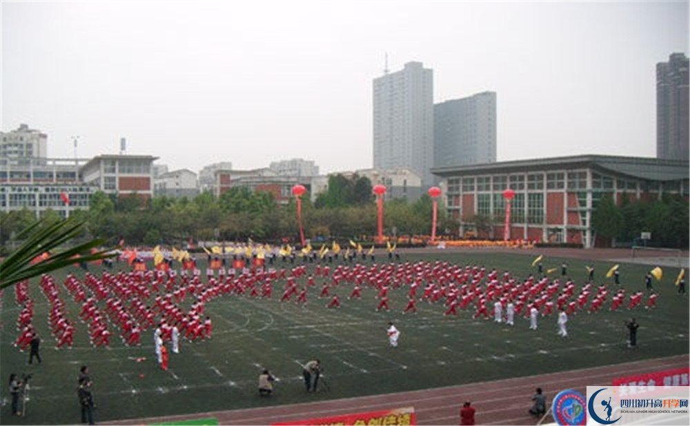 成都文武學(xué)校的實(shí)驗(yàn)班怎么樣？
