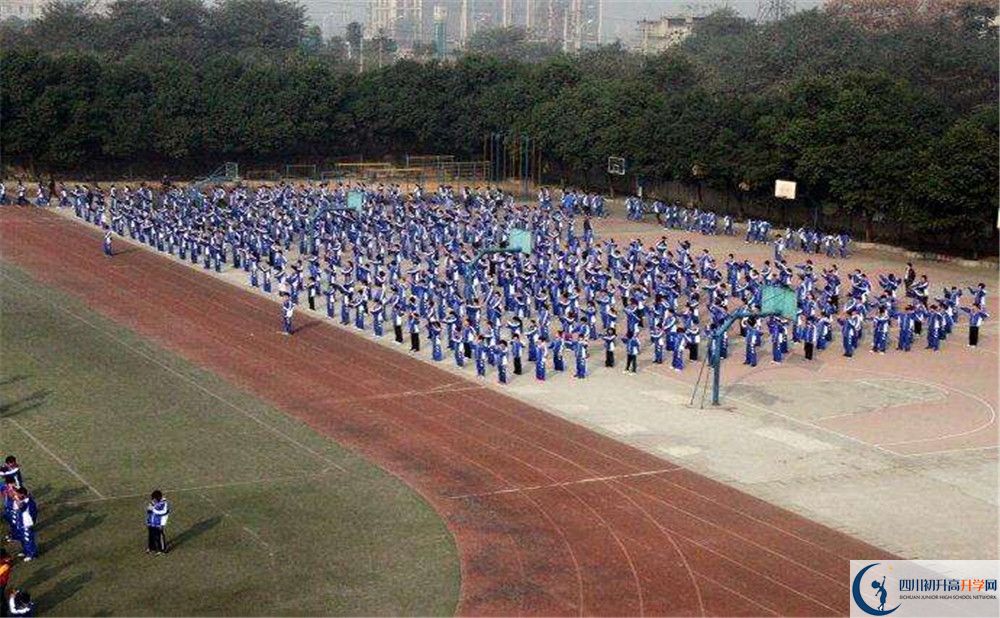 成都市第三十八中學(xué)招生考試科目是什么？