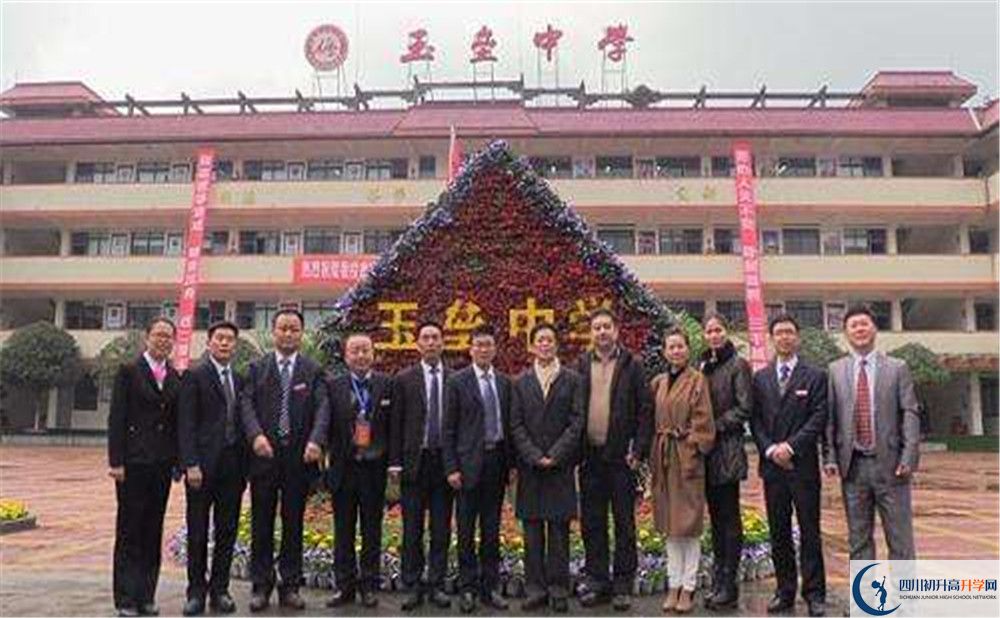 2020都江堰玉壘學(xué)校初升高分班考試題？