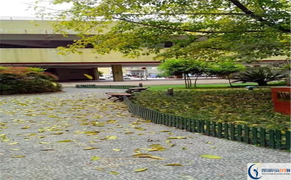 四川師范大學(xué)附屬第三實驗中學(xué)在全國高中排名多少？