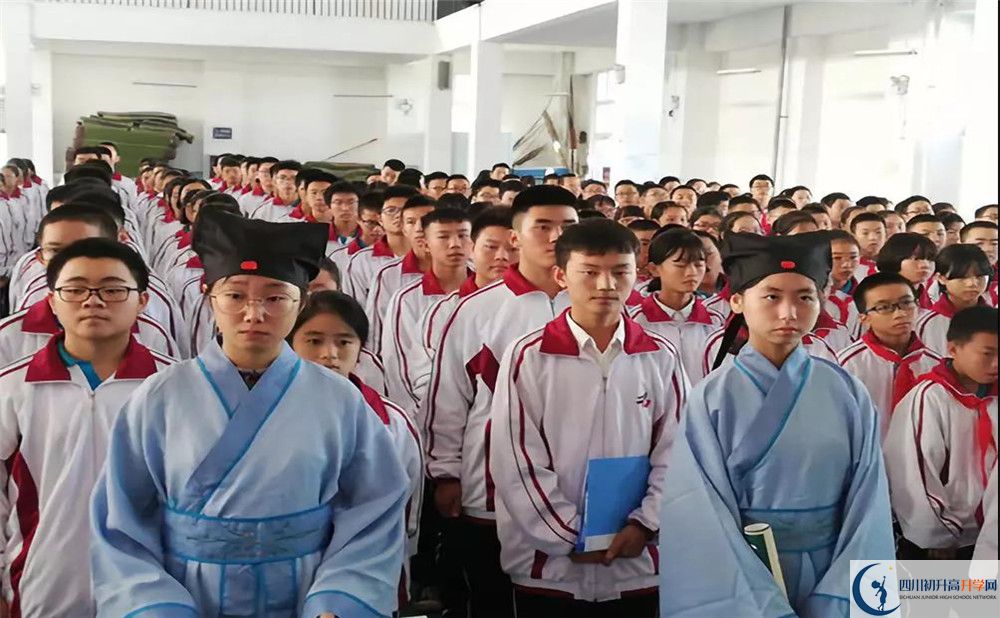 安仁中學(xué)實(shí)驗(yàn)班人數(shù)是多少？