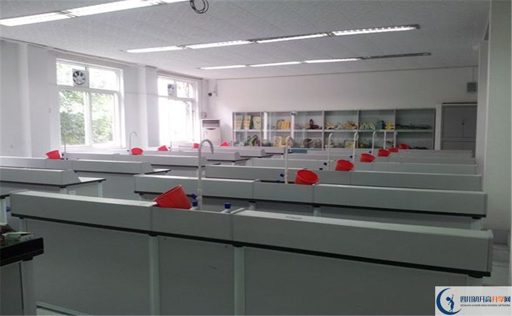 2020西南交通大學(xué)附屬中學(xué)平行班升學(xué)率高嗎？