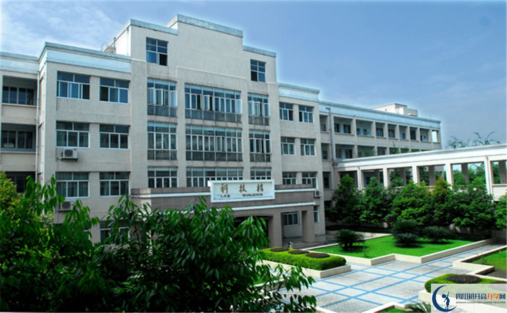 成都棠湖外國(guó)語(yǔ)學(xué)校高中分班考試難嗎？