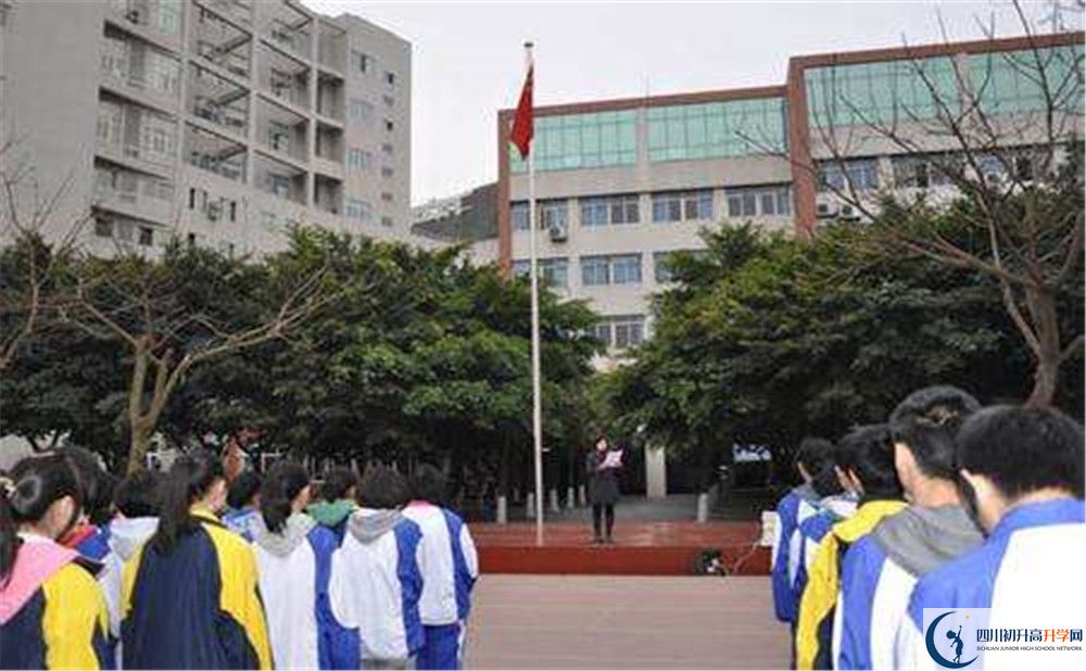 成都高新實驗中學走讀生作息時間是怎樣的？