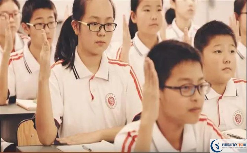 成都市第四十九中學(xué)補(bǔ)課多少錢？