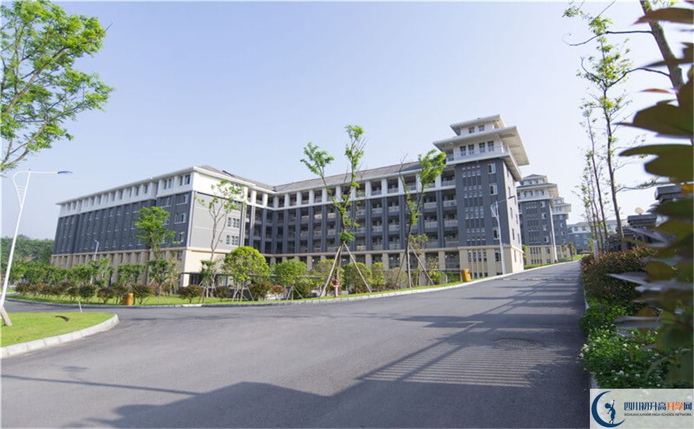 2020恩陽中學(xué)錄取線是否有調(diào)整？