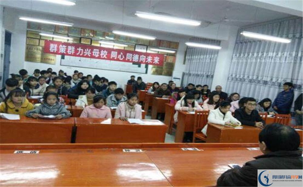 鼎山中學(xué)高三診斷考試時間怎么安排？
