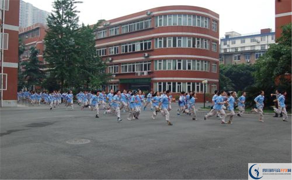 北師大成都實驗中學(xué)怎么樣？